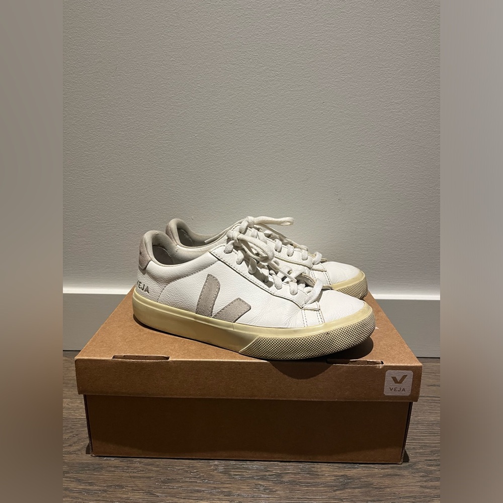 Veja Campo Sneakers (Size 37)